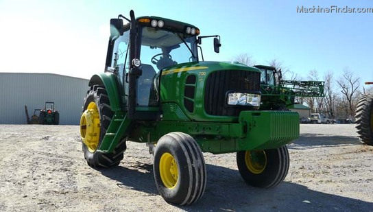 2011 John Deere 7130