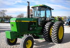 1990 John Deere 4455