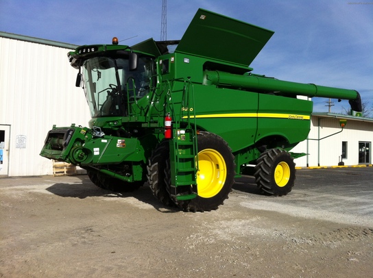 2012 John Deere S670