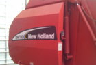 2005 New Holland BR780