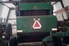 2001 John Deere 567
