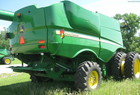 2012 John Deere S670