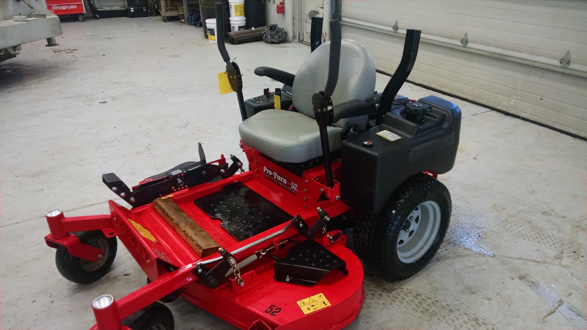 2013 Gravely ProTurn 52 Lawn & Garden and Commercial Mowing John