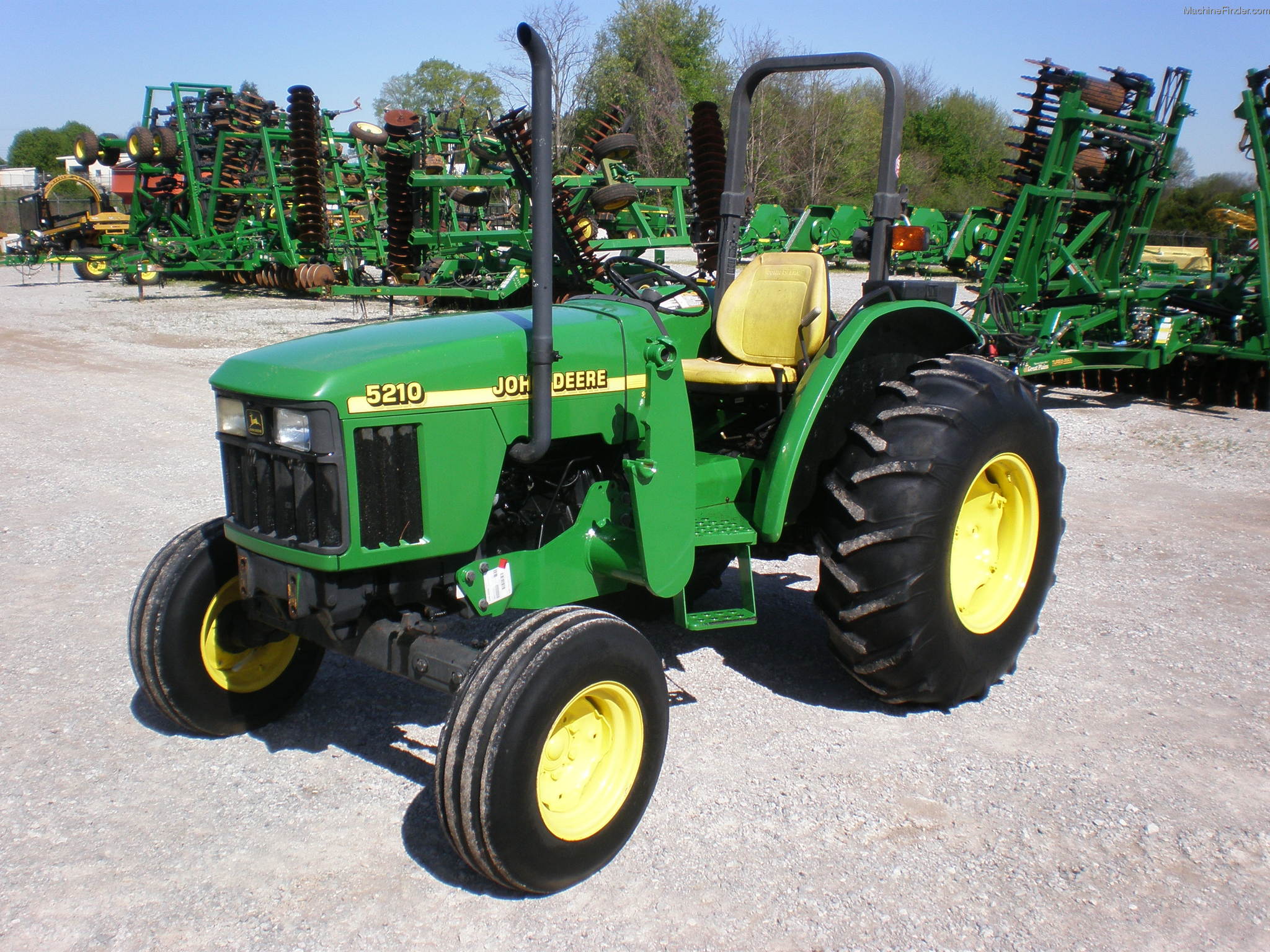 1998 John Deere 5210 Tractors Utility (40100hp) John Deere