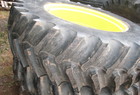2002 John Deere 8220