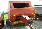 1999 New Holland 678