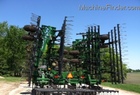 2011 John Deere 2210
