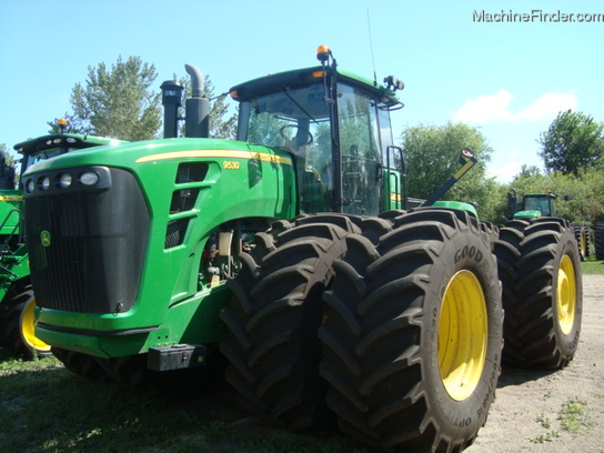 2011 John Deere 9530