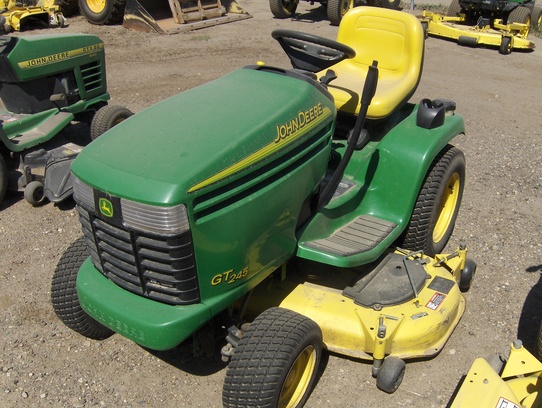 2003 John Deere GT245