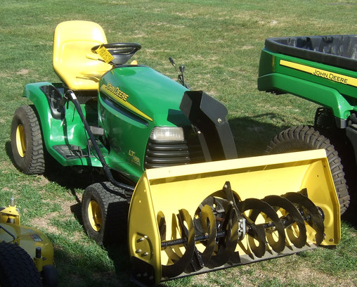 2003 John Deere LT180