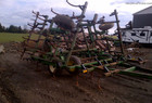  John Deere 960 Field Cultivator