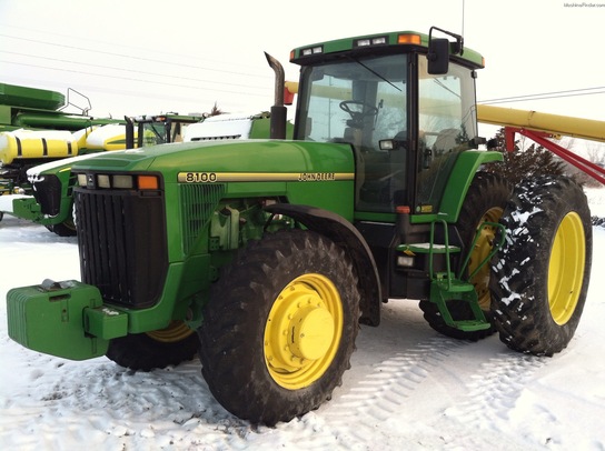 1995 John Deere 8100