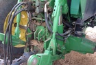 2003 John Deere 7520