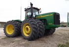2006 John Deere 9520 4WD TRACTOR
