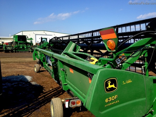 2005 John Deere 630F