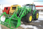 2010 John Deere 7130