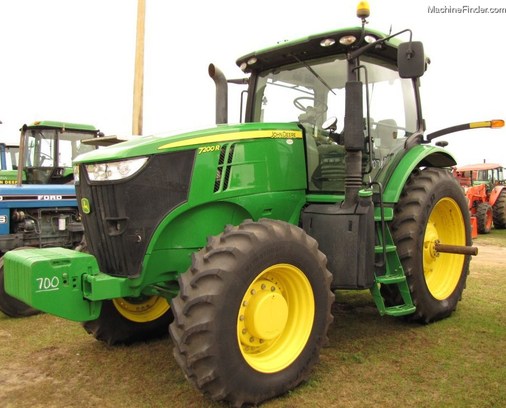 2011 John Deere 7200R