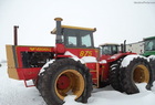 1980 Versatile 875