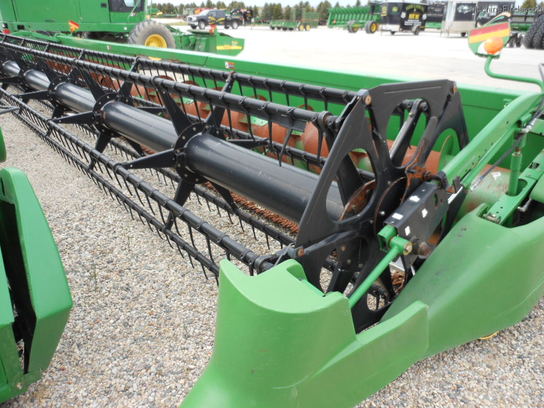 2004 John Deere 635F