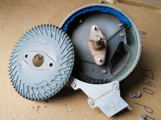 2009 Kinze rotary bean brush units