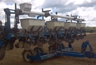 2007 Kinze 3600