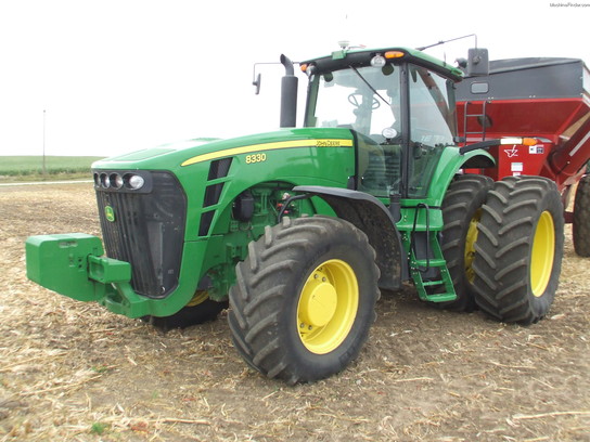 2008 John Deere 8330