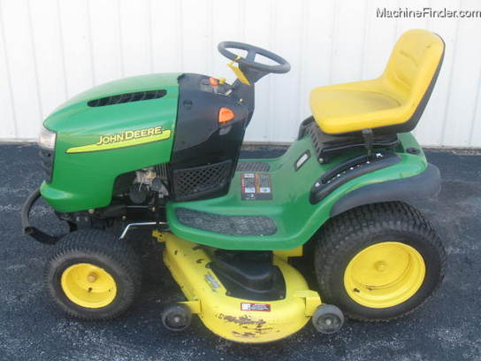 2004 John Deere L130