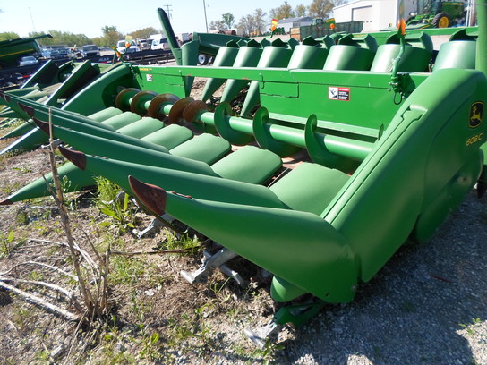 2009 John Deere 608C