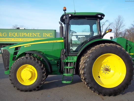 2010 John Deere 8245R