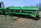 1999 John Deere 1560