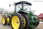 2011 John Deere 8260R