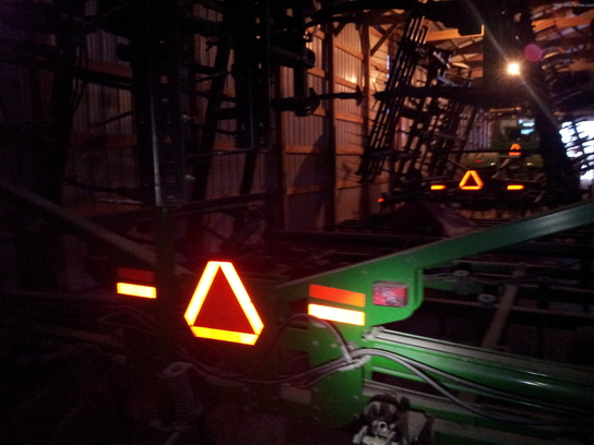2006 John Deere 2210