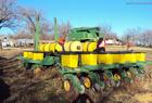1993 John Deere 7200