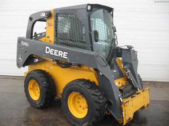 2011 John Deere 326D