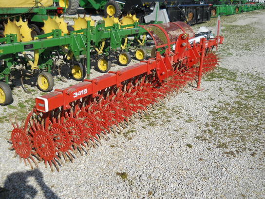 2001 Yetter 3415
