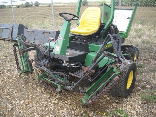 1996 John Deere 3215