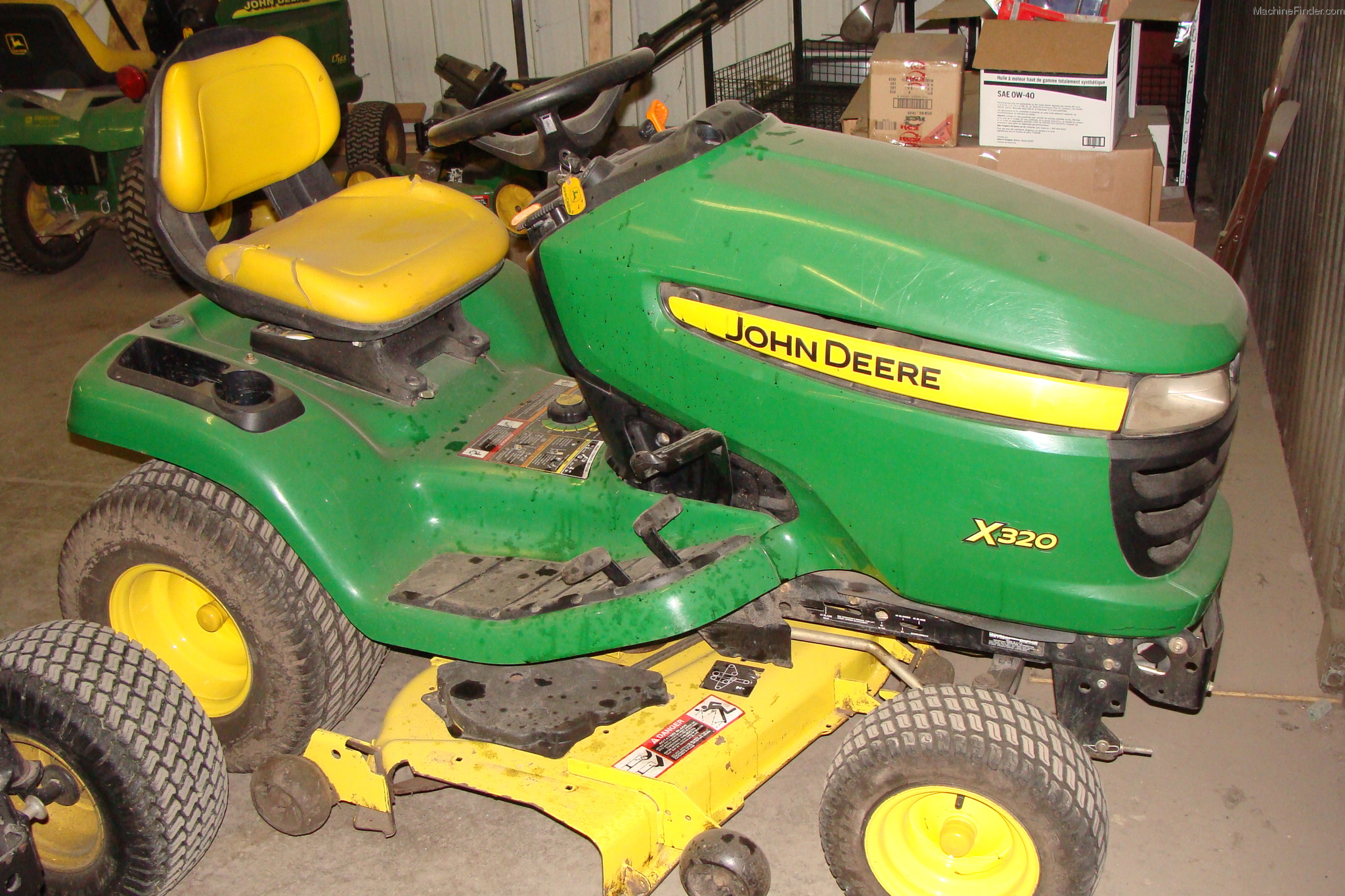 2007 John Deere X320 Lawn & Garden and Commercial Mowing John Deere