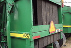 2004 John Deere 567