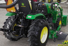 2009 John Deere 2320