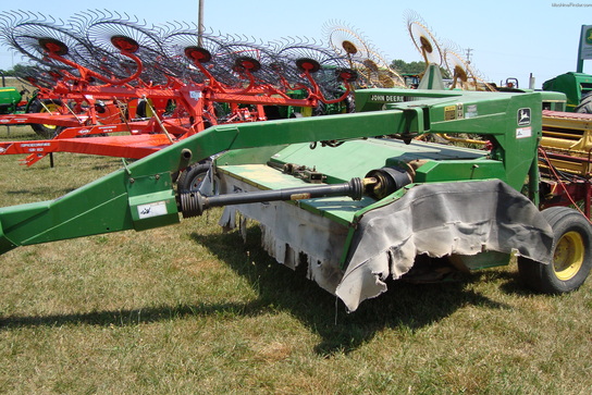1995 John Deere 1350