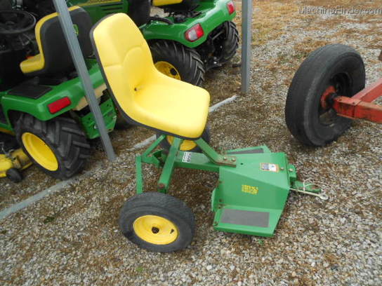  John Deere Steerable Sulky