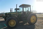 1999 John Deere 7210