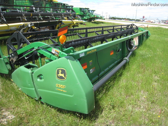 2005 John Deere 635F