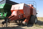 1999 Hesston 4910