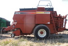 1999 Hesston 4910