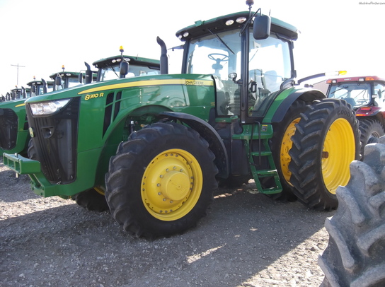 2011 John Deere 8310R