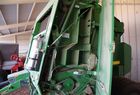 2012 John Deere 568