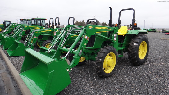 2012 John Deere 5055E & Loader
