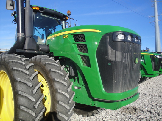2011 John Deere 9330