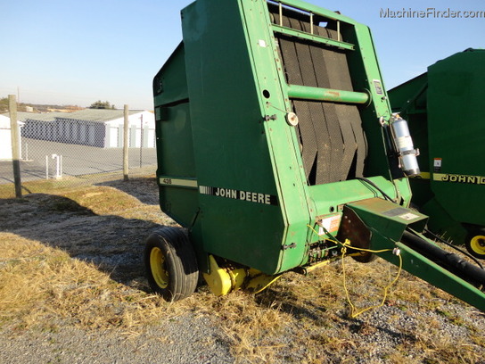 1989 John Deere 435